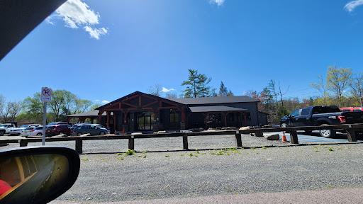 Gin's Tavern